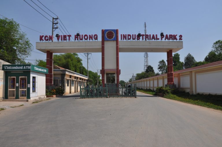 Lễ ký hợp đồng – Nâng cấp và cải tạo Nhà máy xử lý nước thải dệt nhuộm số 1 của Khu công nghiệp Việt Hương 2